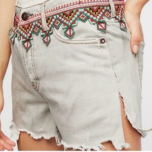 Free People Embroidery Borderline Distressed Dye
Denim Shorts Women’s Size 28